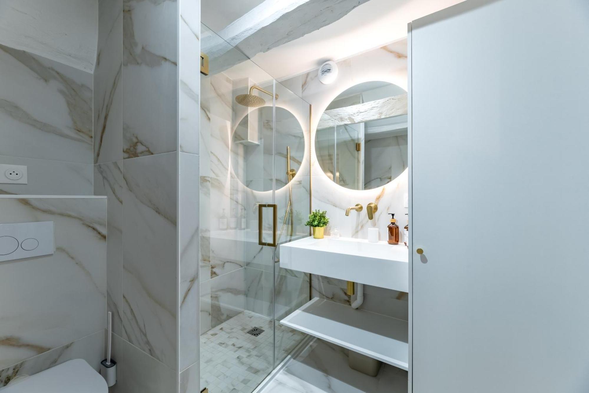 Suite Cathedrale Haut De Gamme + Parking - N°8 루앙 외부 사진