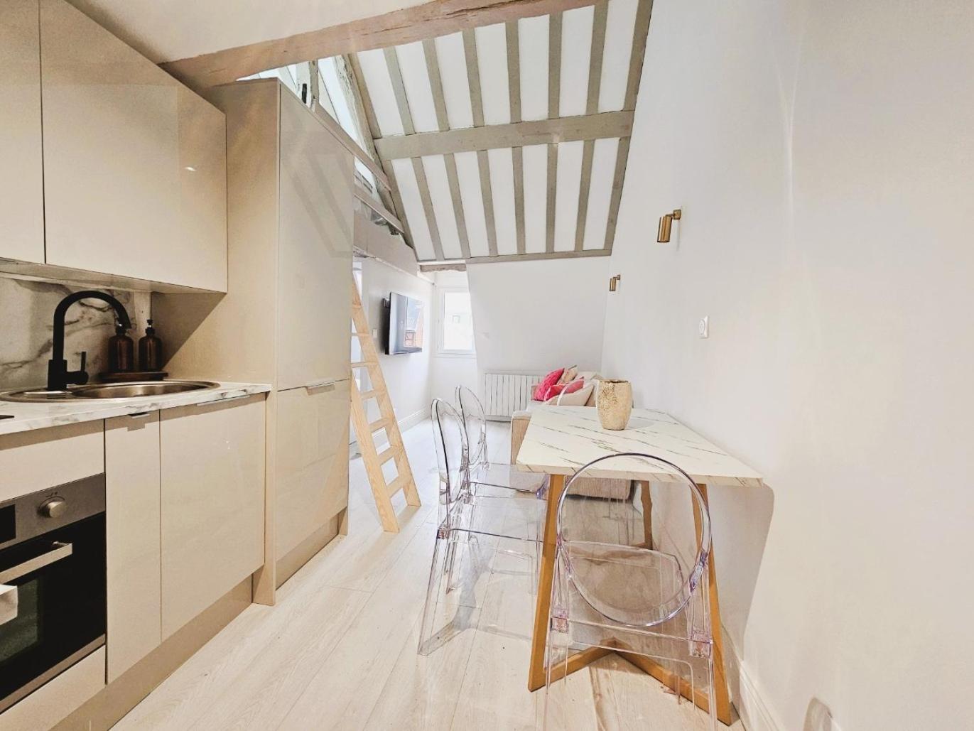 Suite Cathedrale Haut De Gamme + Parking - N°8 루앙 외부 사진